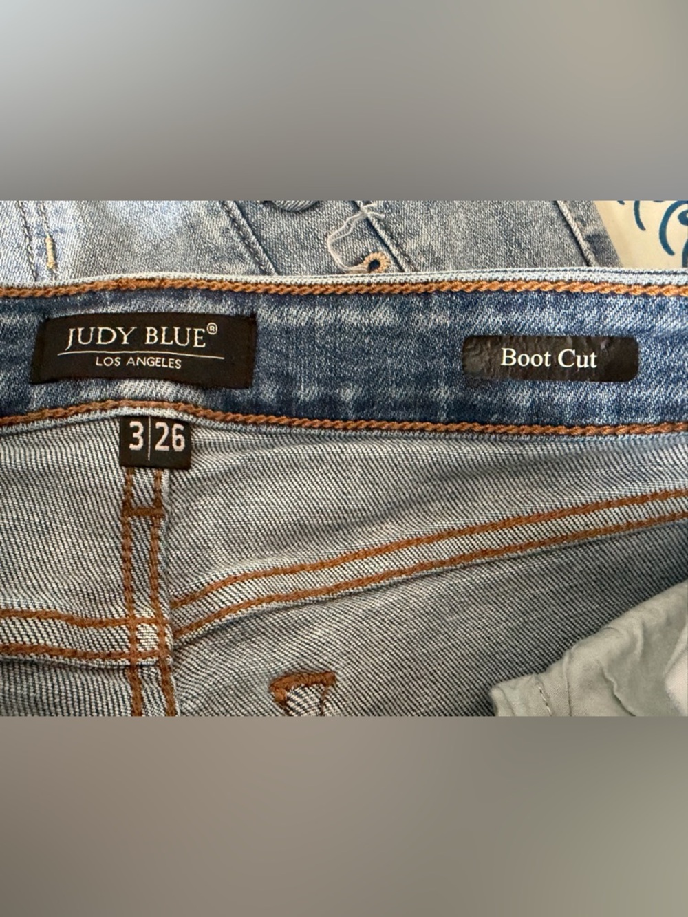 Judy Blue Medium Blue Flare Jeans women size 3 / 26 - Picture 3 of 4